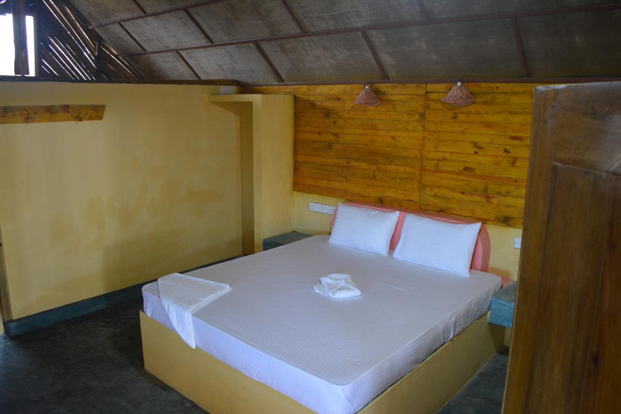 Seahorse Beach Resort คัลพิทิยา ภายนอก รูปภาพ