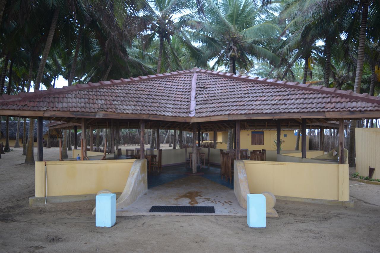 Seahorse Beach Resort คัลพิทิยา ภายนอก รูปภาพ